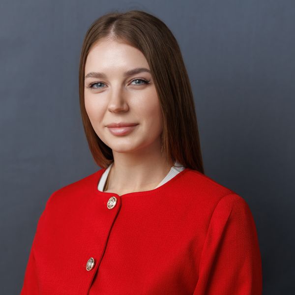 Ms Anastasia