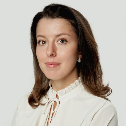 Ms Victoria